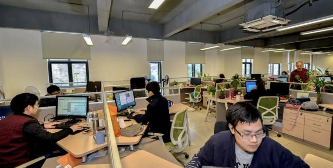 天才少年” 到 PDF 行业领航者的传奇之路PP电子九江十大富豪福昕软件熊雨前：