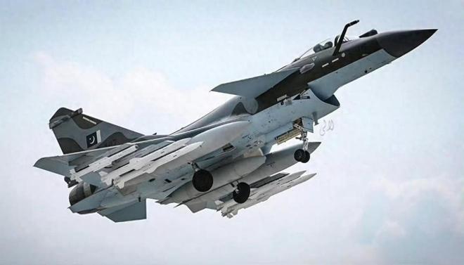 “一机双杀”战力惊人F-16全程寸功未立PP电子模拟器免费美国承认歼-10C战果(图2)